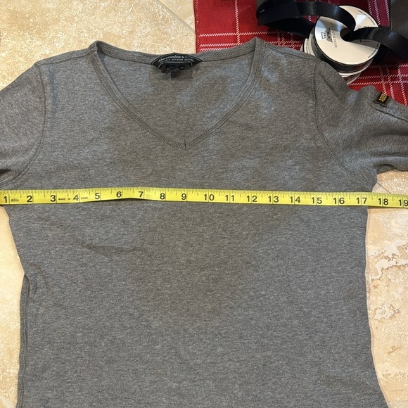 Abercrombie & Fitch Shirt​​​ - Picture 7 of 8